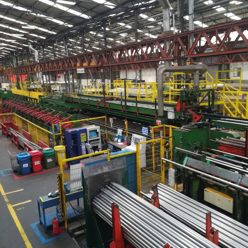 endüstriyel tesis montajları konusunda uzmanlaşmış bir ekiple hizmet veriyoruz. Fabrika ve tesis kurulumlarından, üretim hatları ve konveyör sistemlerinin 